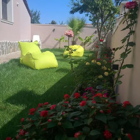 Villa Къща За Гости Под Ореха *