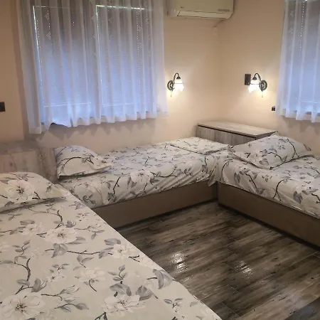 Къща За Гости Под Ореха Pismenovo